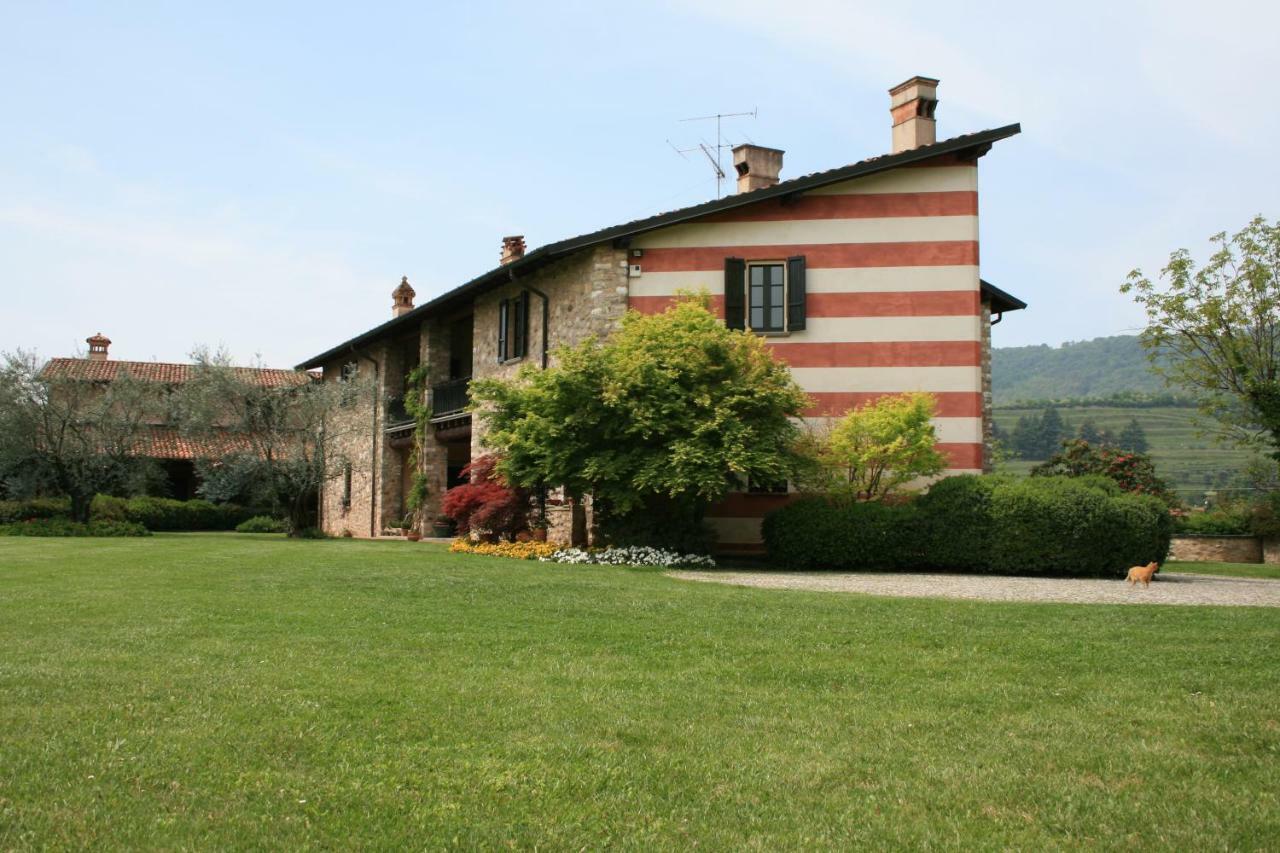 B&B Il Dosso Corte Franca Ngoại thất bức ảnh